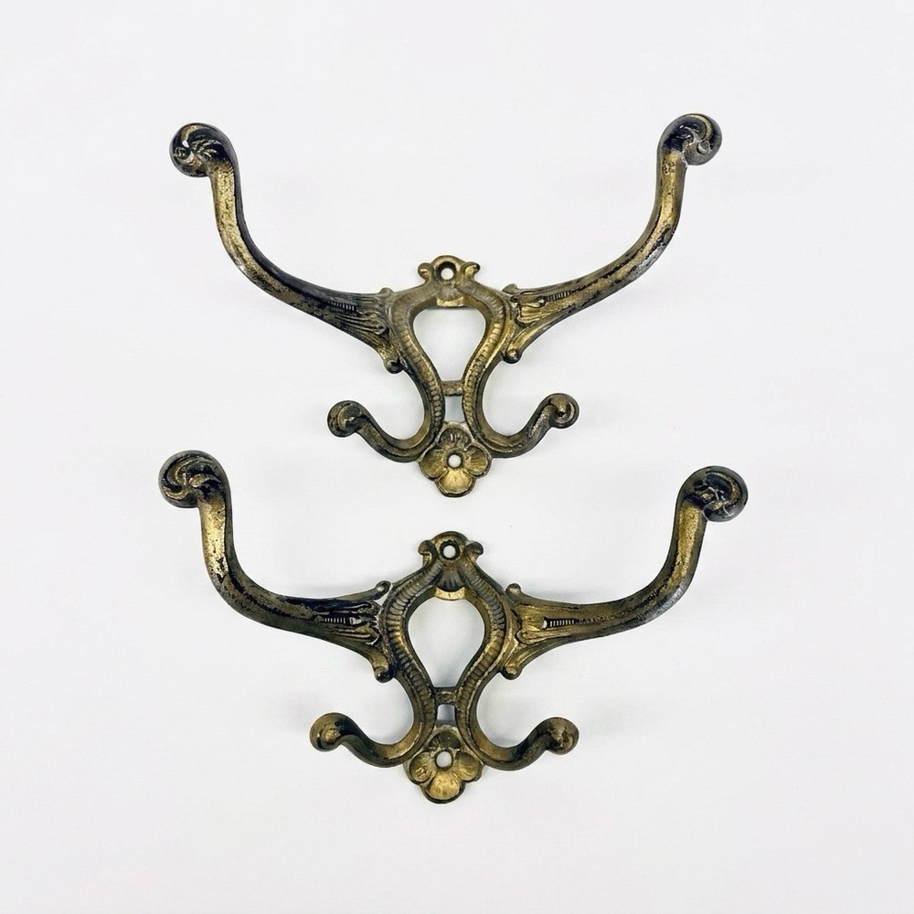 Vintage Ornate Brass Quadruple Wall Coat Hook Hollywood Regency Grandmillenial